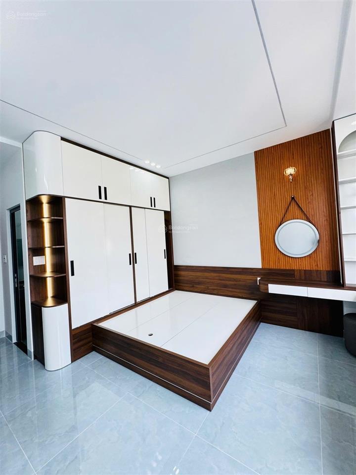 Chỉ 9 tỷ nhỉnh có ngay nhà đẹp 5 tầng full thang máy liền kề lê văn việt