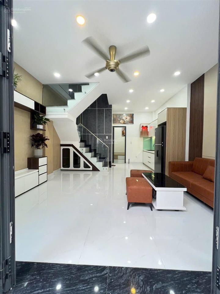 Chỉ 4 tỷ nhỉnh có ngay nhà bà hom 52m2 mới đẹp 2 tầng btct