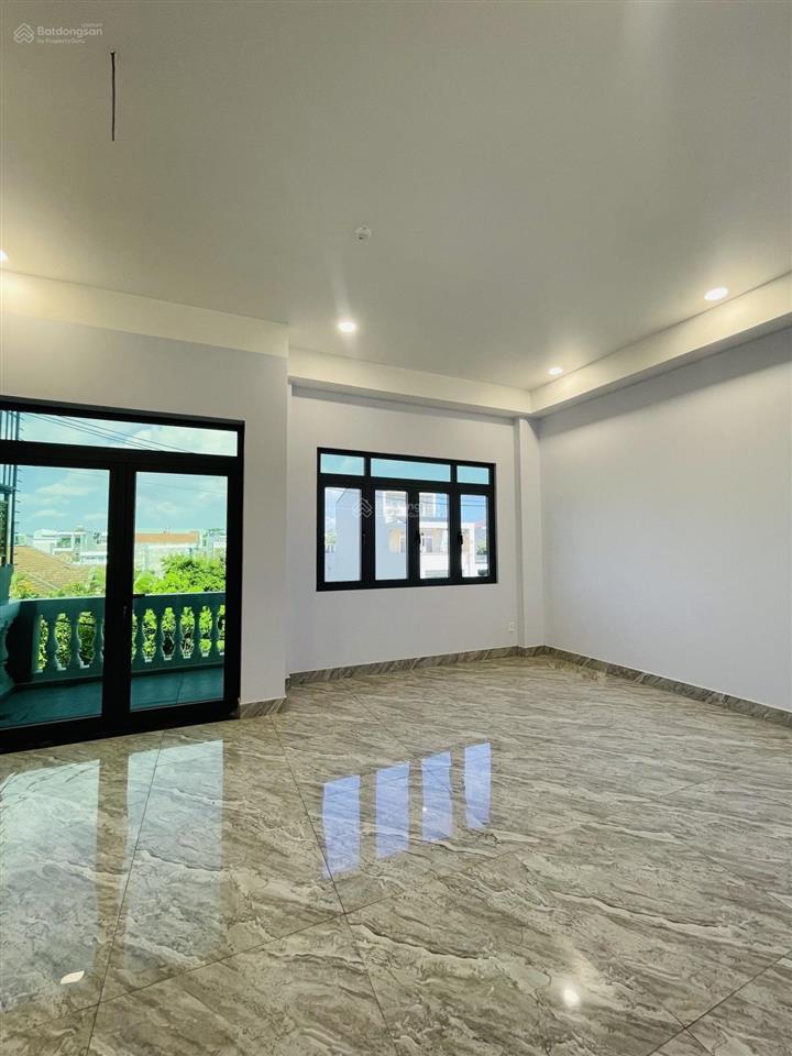 Bán chdv 7 tầng siu đắc địa lã xuân oai chỉ 20 tỷ