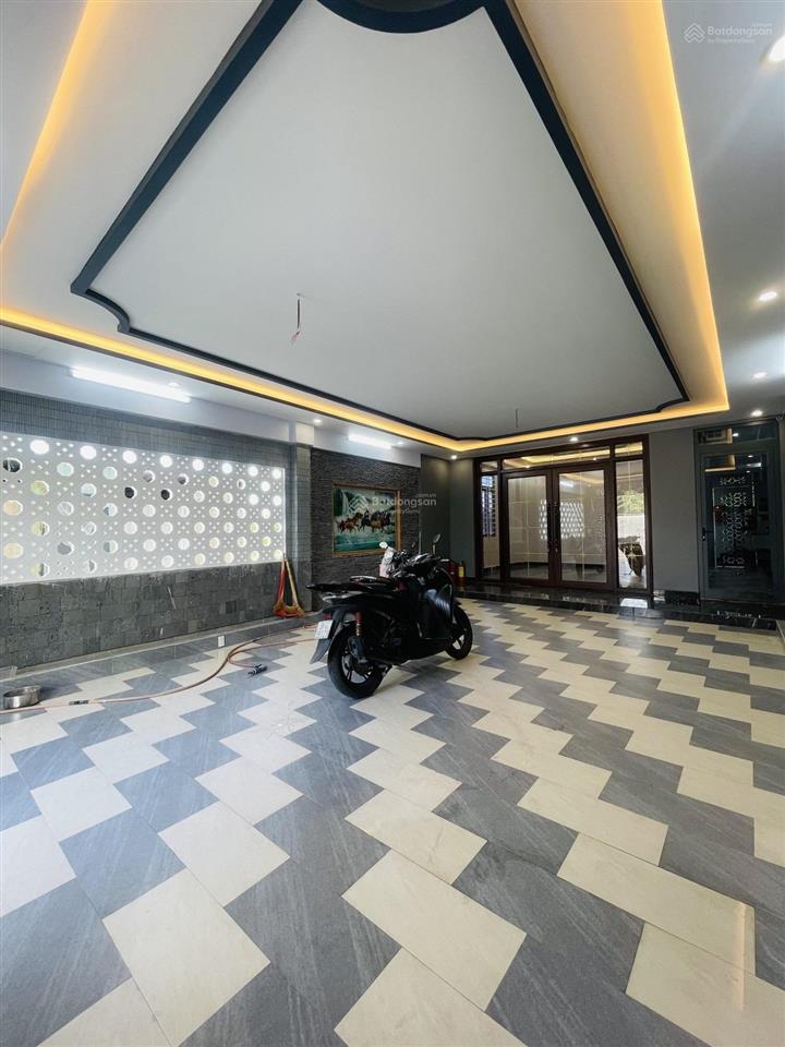 Bán chdv 7 tầng siu đắc địa lã xuân oai chỉ 20 tỷ