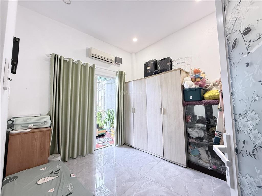 Chỉ 5 tỷ nhỉnh sở hữu ngay căn nhà 52m2 lã xuân oai 2 tầng mới đẹp