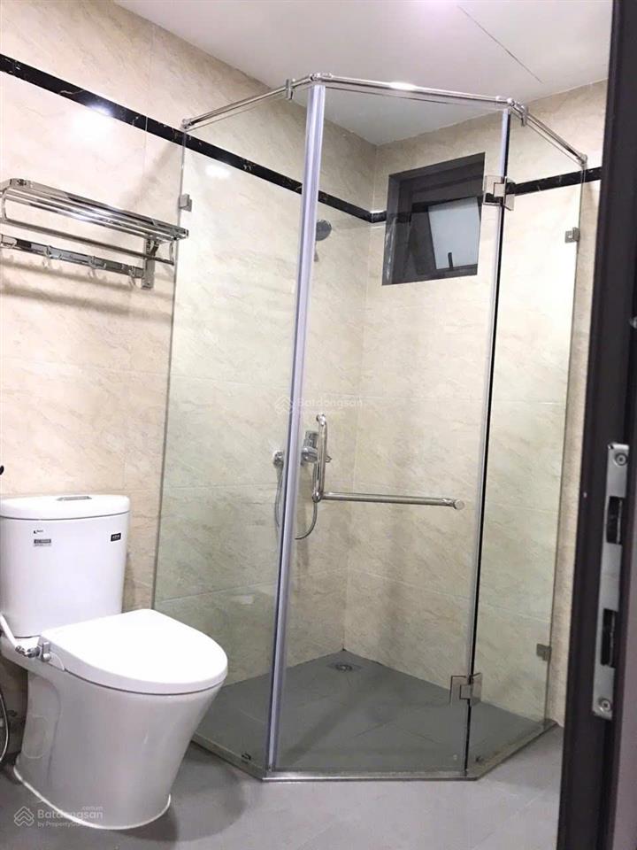 Cho thuê phòng studio đẹp hiện đại 35m2, ngõ 12 đào tấn, ba đình. giá 6 triệu/ 1 tháng