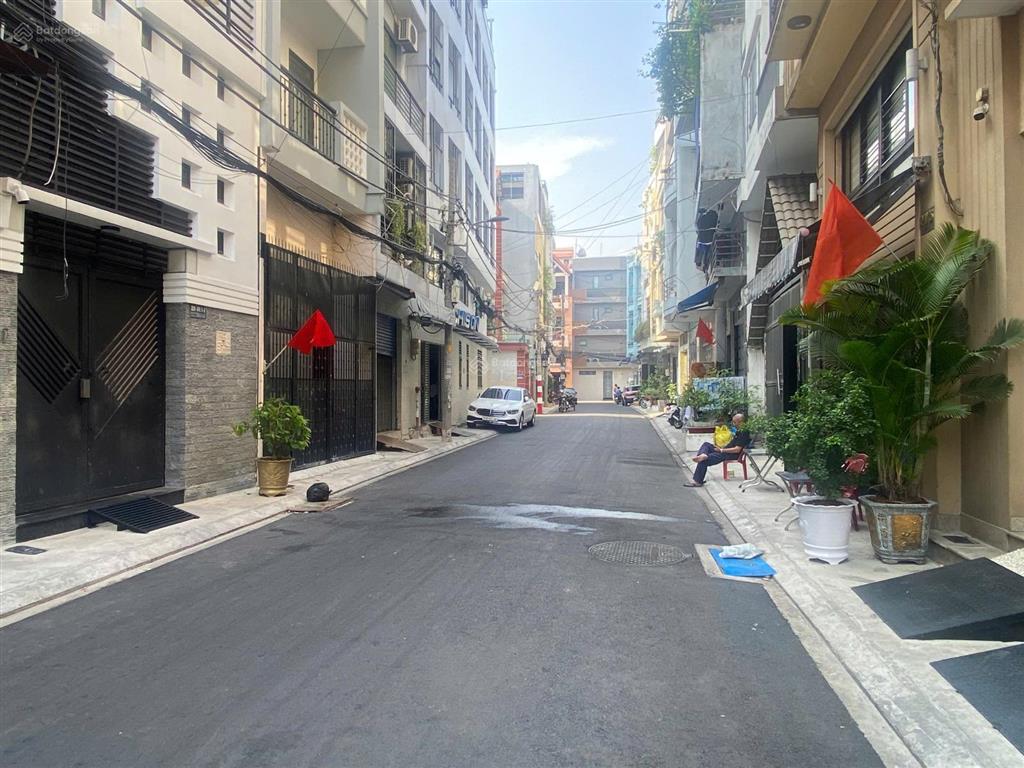 Nguyễn hồng đào dt 4.8 nở 5.6  thông mặt tiền bàu cát, đồng đen  giá nhỉnh 7.x tỷ
