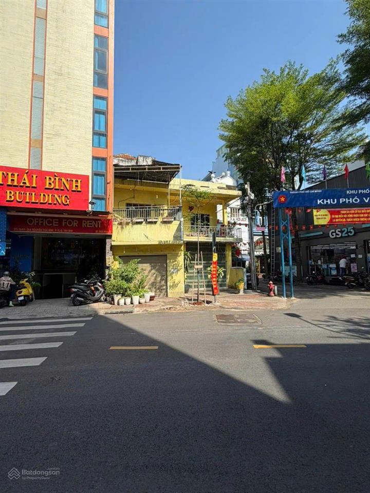 Bán nhà khu k300  ngay trường chinh tuyến metro 2  dt 4 * 10  kc 4 tầng  giá 10 tỷ nhỉnh