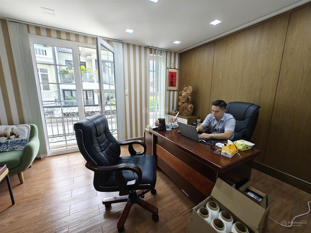 Dt khủng khu k300 (8,62 dài 16)  nối cộng hòa và hoàng hoa thám  giá 23,4 tỷ