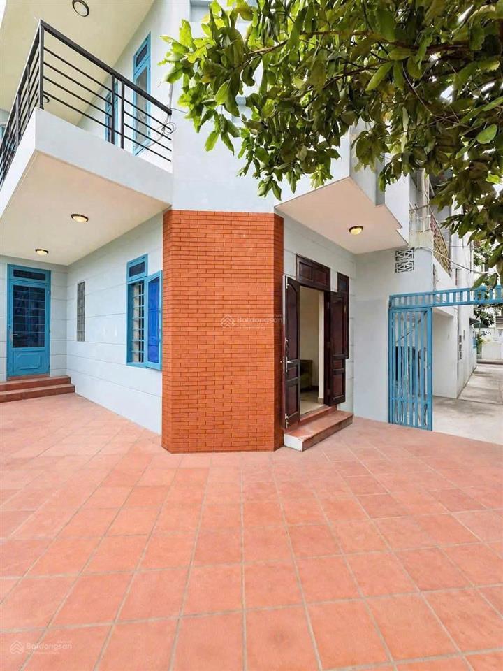 Bán nhà diện tích lớn gần khu bàu cát  dt lớn 6.5 dài 15.5  cần bán trả bank  giá 8.8 tỷ tl