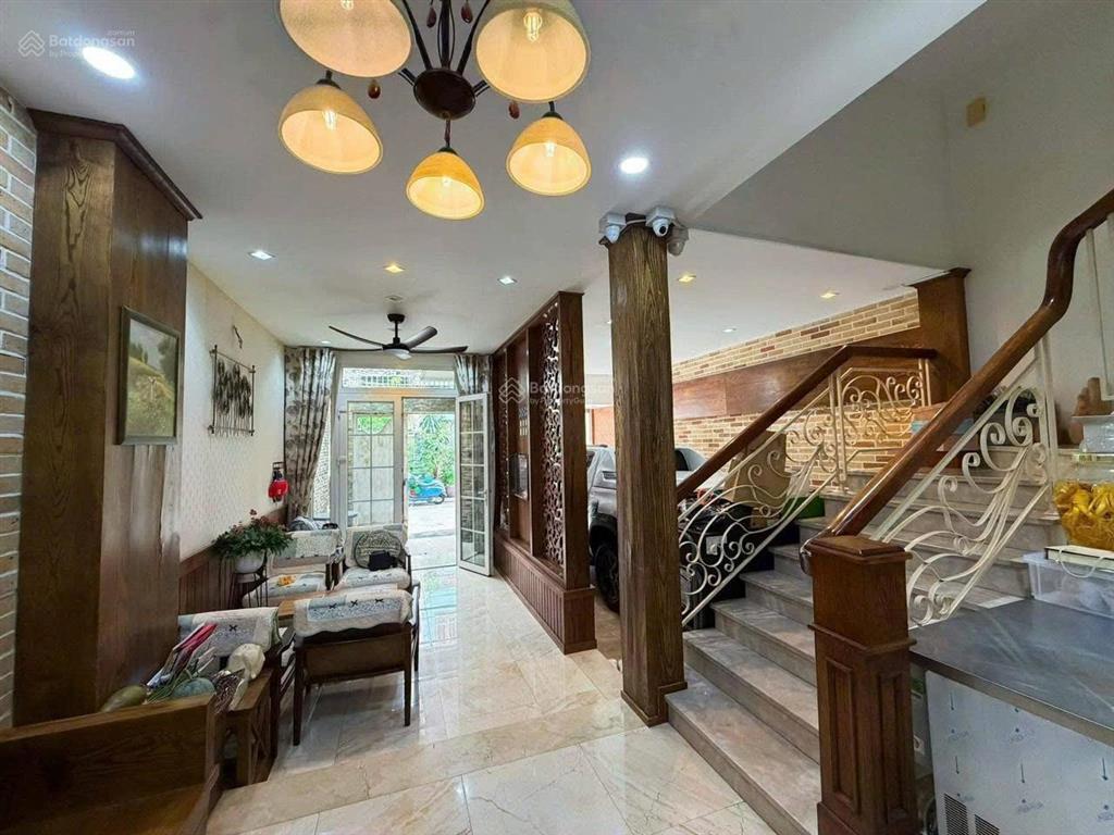Dt 6x15m  nhà kết cấu 4 tầng mới  nhà hxh ngay hoàng hoa thám, gần sân bay t3  giá 21 tỷ nhỉnh