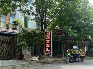 Ngay khu cn tân bình  dòng tiền kd khách sạn 90  110tr / 1 tháng  sổ vuông vức 5 * 20  11.x tỷ