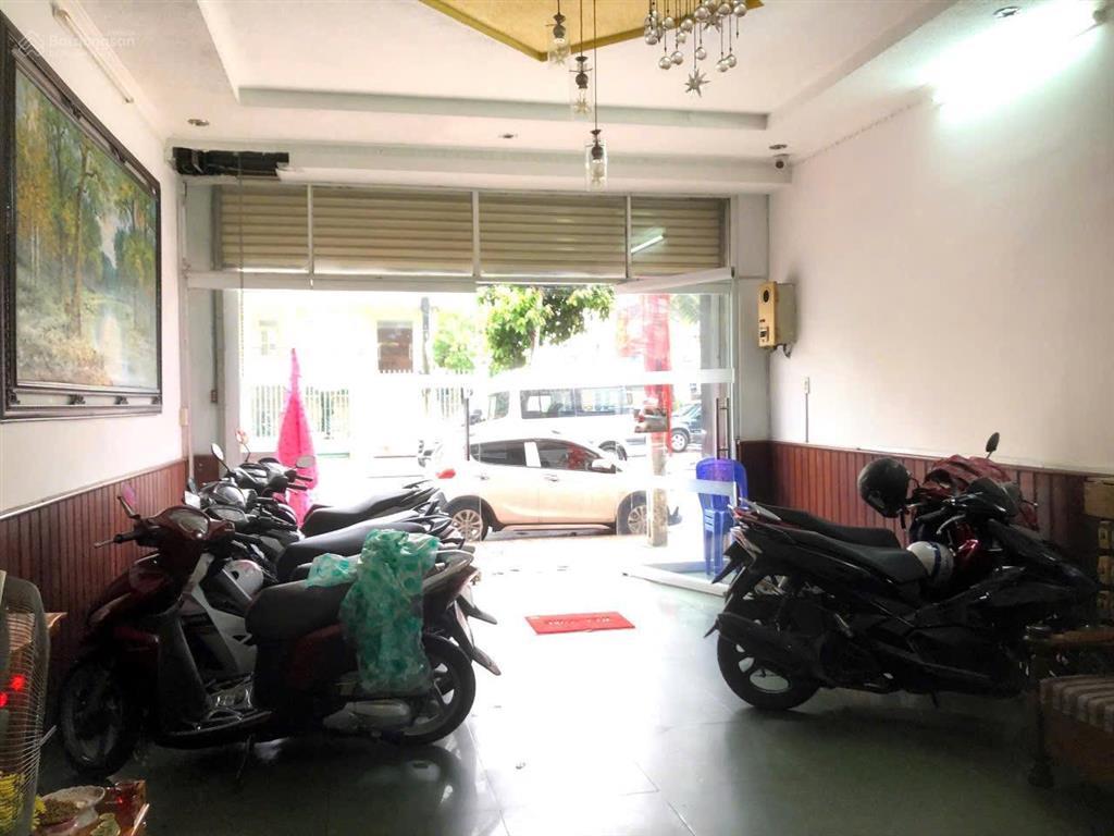 Nhà 6 tầng mặt tiền kinh doanh yersin 111m2 ngang 5m giá 27 tỷ  0906 505 ***