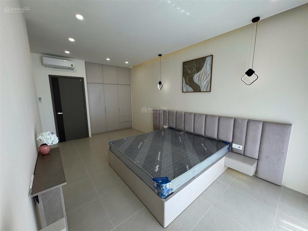 Bán nhà kđt mỹ gia gói 7 đối diện sân bóng 9,5 tỷ