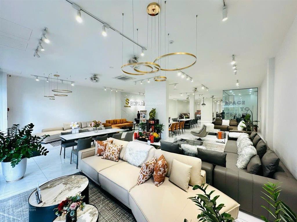 Bán nhà mặt tiền kinh doanh thống nhất trung tâm tp nha trang 395m2 ngang 10m giá 67 tỷ