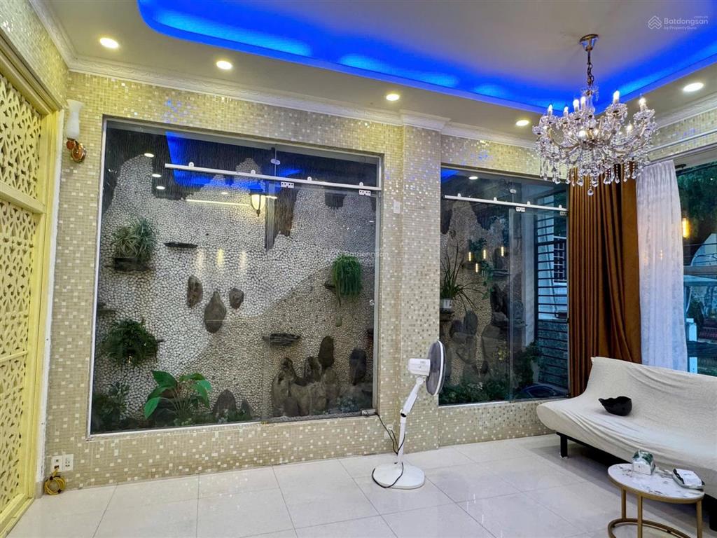 Bán nhà 5 tầng mặt tiền trần bình trọng 69m2 thuận tiện kinh doanh giá 12,9 tỷ