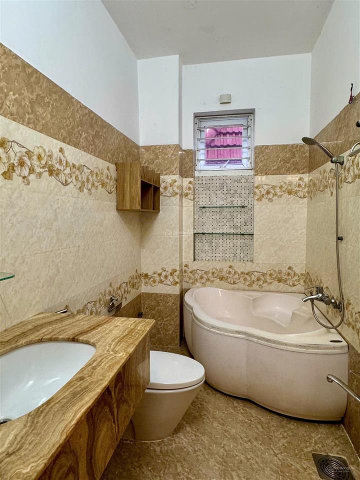 Bán nhà 5 tầng mặt tiền trần bình trọng 69m2 thuận tiện kinh doanh giá 12,9 tỷ