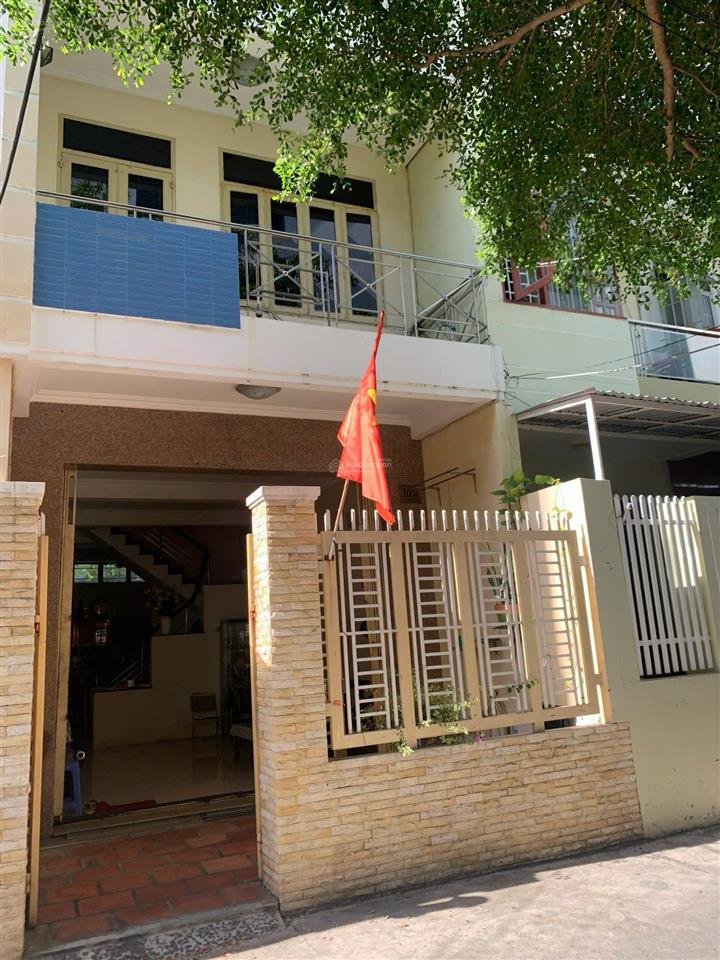 Bán nhà hẻm 3 tầng hẻm pasteur 60,5m2 gần đường chính, gần biển giá chỉ 9 tỷ