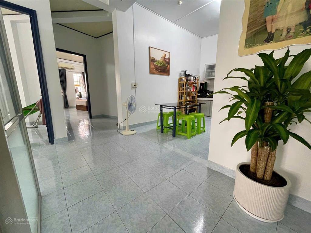 Bán căn hộ góc thoáng 108,5m2 full nội thất chung cư chợ đầm giá 3,6 tỷ