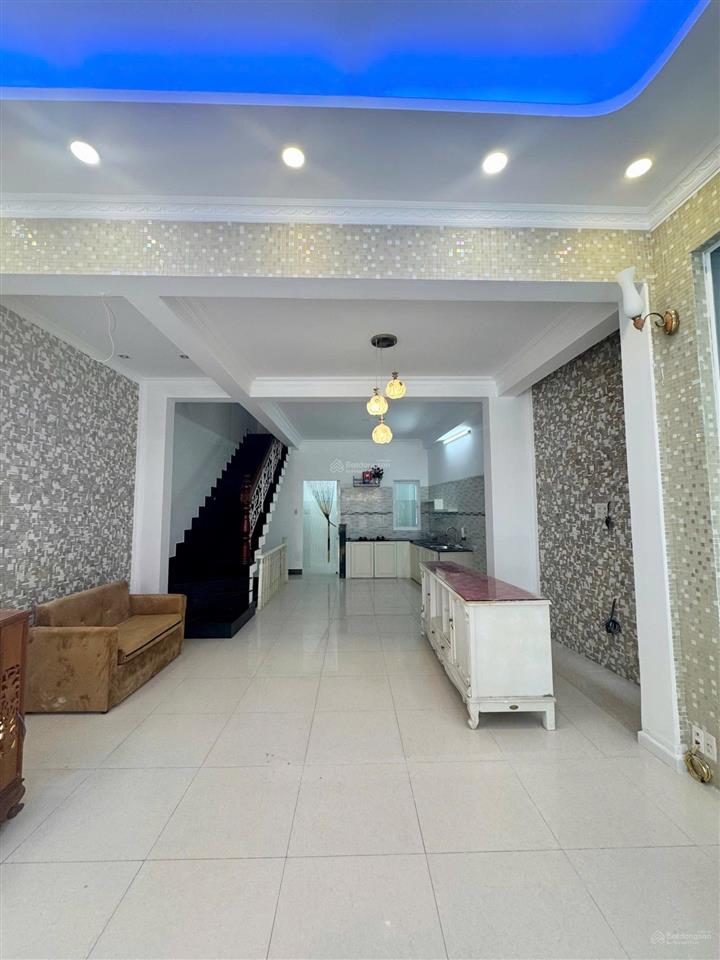 Bán nhà 5 tầng mặt tiền đường trần bình trọng gần hồng bàng 91m2 giá 15 tỷ