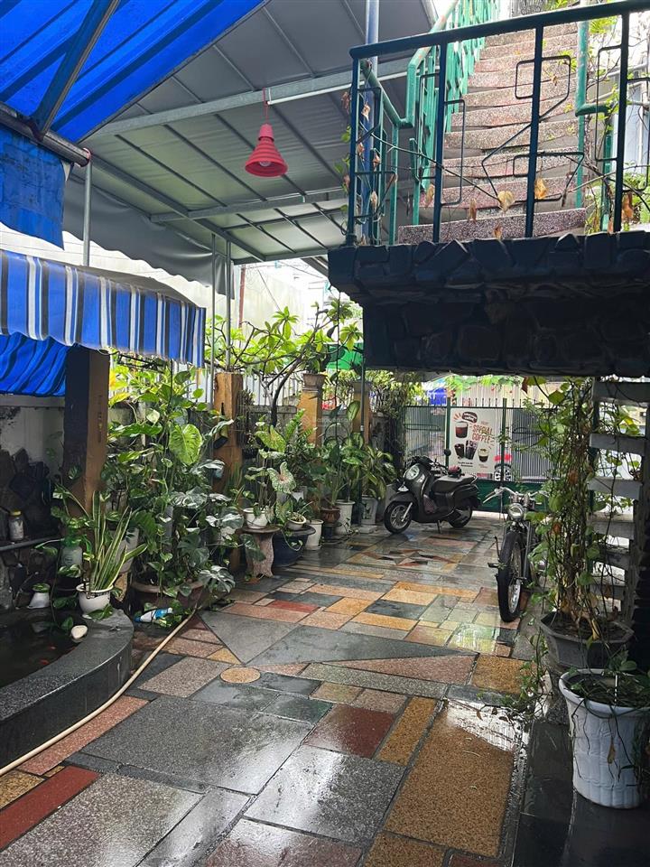 Bán đất tặng nhà mặt tiền khu phố hàn đường bạch đằng 189m² cực kỳ sầm uất giá chỉ 240tr/m2