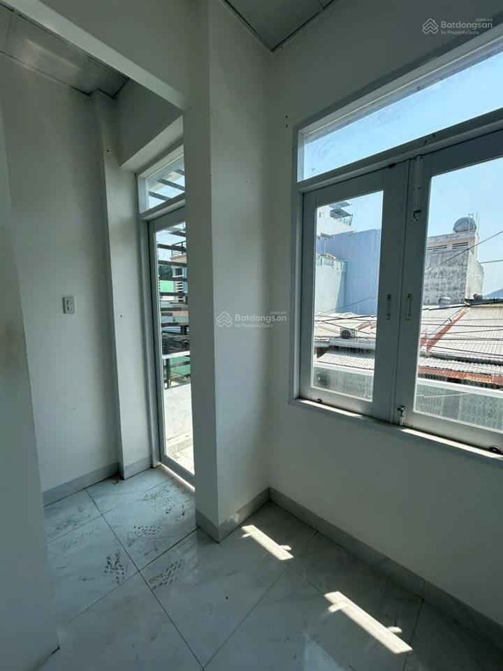 Bán căn nhà 2 tầng kdc hòn rớ 1 nha trang 41,3m2 giá 3,2 tỷ