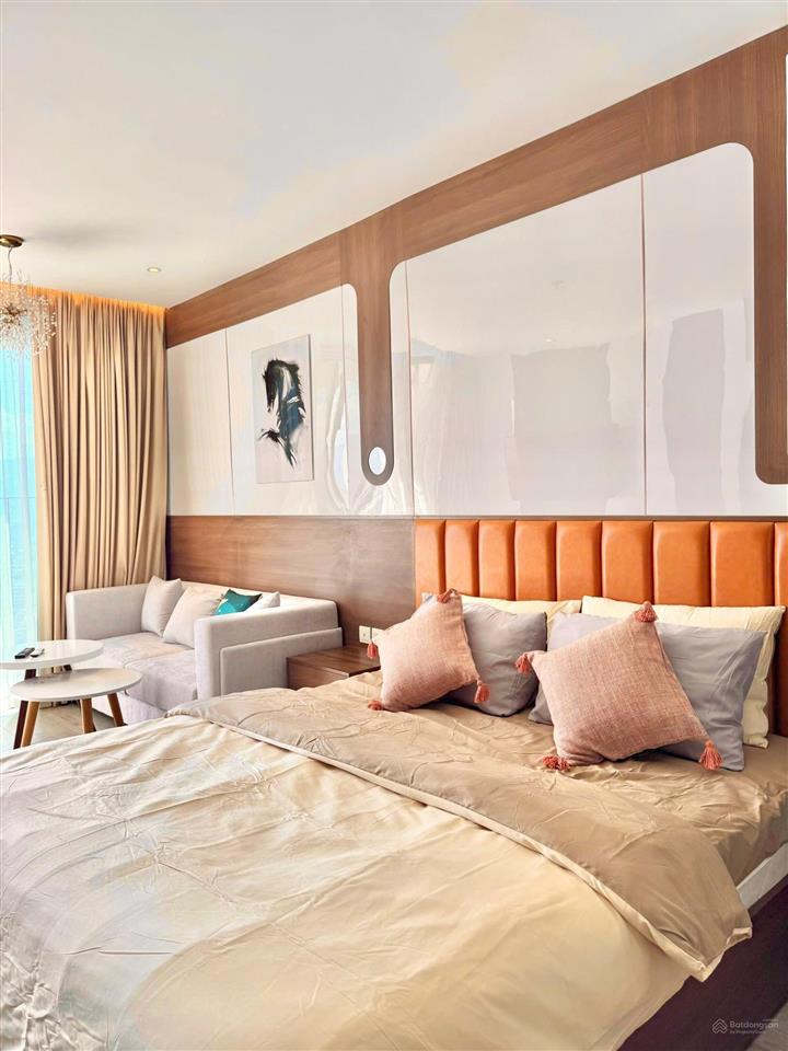 Bán căn hộ panorama view phố đẹp 40m2 giá 2,4 tỷ