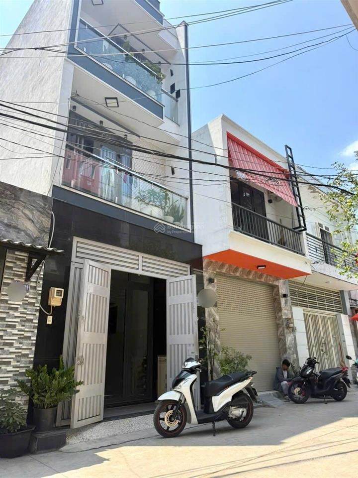 Giáp ngay eaon tân phúoto ngủ nhà4x12m4pnhẻm 8m3tẩnggiá chỉ hơn 6tỷ. thương lượng.