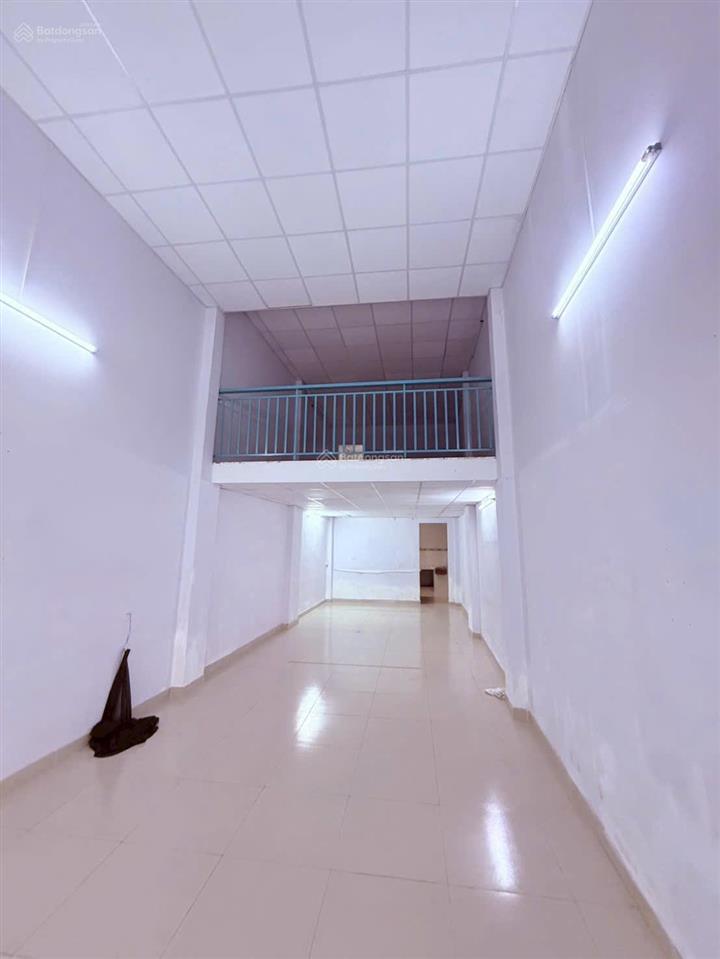 Bán gấp mtkd chợ bình long 84m2 (4x21m)  khu buôn bán đông đúc giá nhỉnh nhẹ 7 tỷ, tl