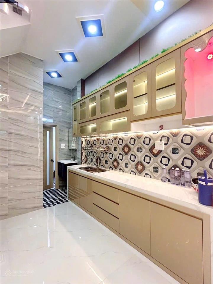Mới đẹp chiến lược4x12m(48m2) cách 10m hẻm xe tải 2tầng 3pn gần chợ trường học giá hơn 4tỷ.