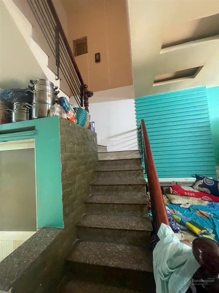 Kèo thơm ngay chợ tân hương (4x20m)  hxh  2tầng 3pn  nở hậu 5m  giá 5.95tỷ thương lượng nhẹ