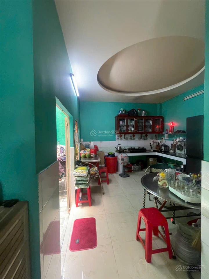 Kèo thơm ngay chợ tân hương (4x20m)  hxh  2tầng 3pn  nở hậu 5m  giá 5.95tỷ thương lượng nhẹ