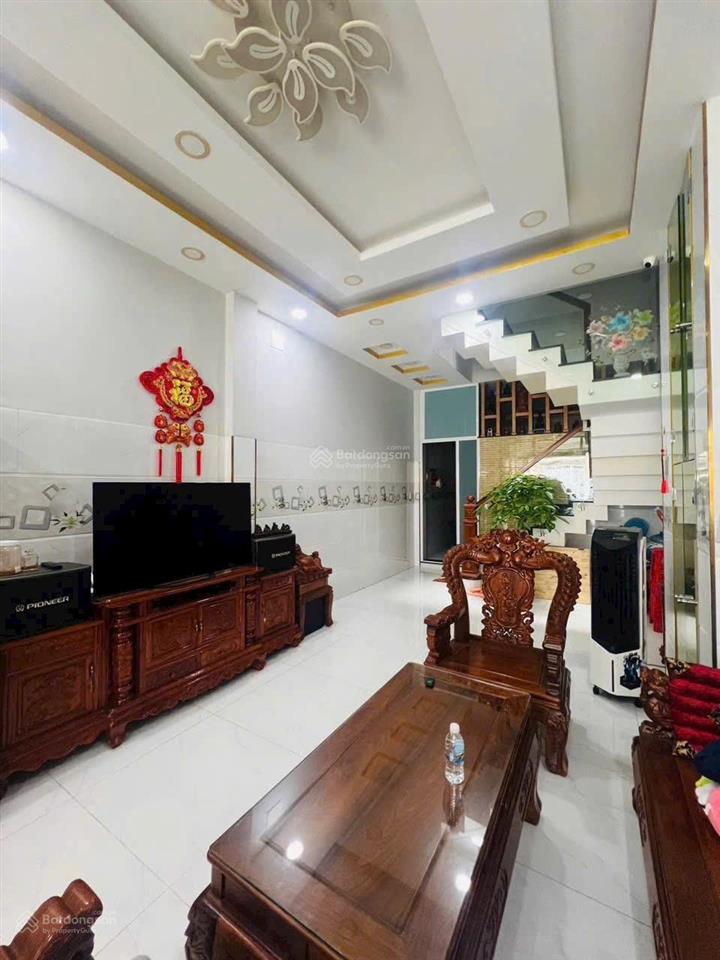 Bán nhà khu tên lửafull nội thất cao cấphẻm 7m xe hơi đậu nhà84m2 4tầng giá chỉ nhỉnh nhẹ 8tỷ.