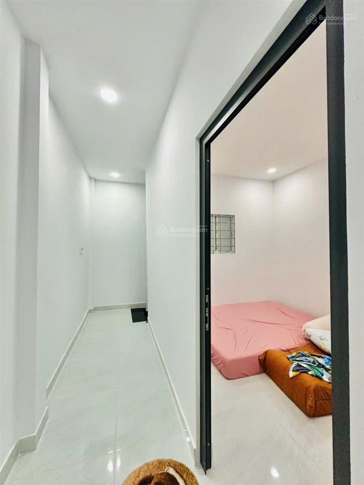 Mtkd nhà mới cứnghẻm 6m thông2tầng 2pngiáp eaon tân phú giá nhỉnh nhẹ 4tỷ thương lượng.