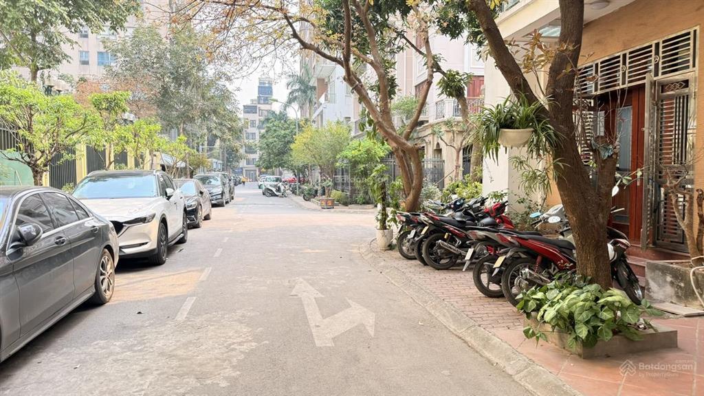 Trường chinh. 80 m2. 4 tầng. mặt tiền 8m. 42.5 tỷ