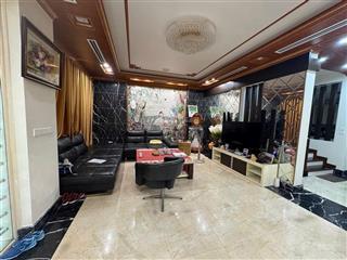 Siêu hời. 60,5 tỷ. biệt thự tây nam hồ linh đàm. 200m2. 4 tầng. mặt tiền 10m.