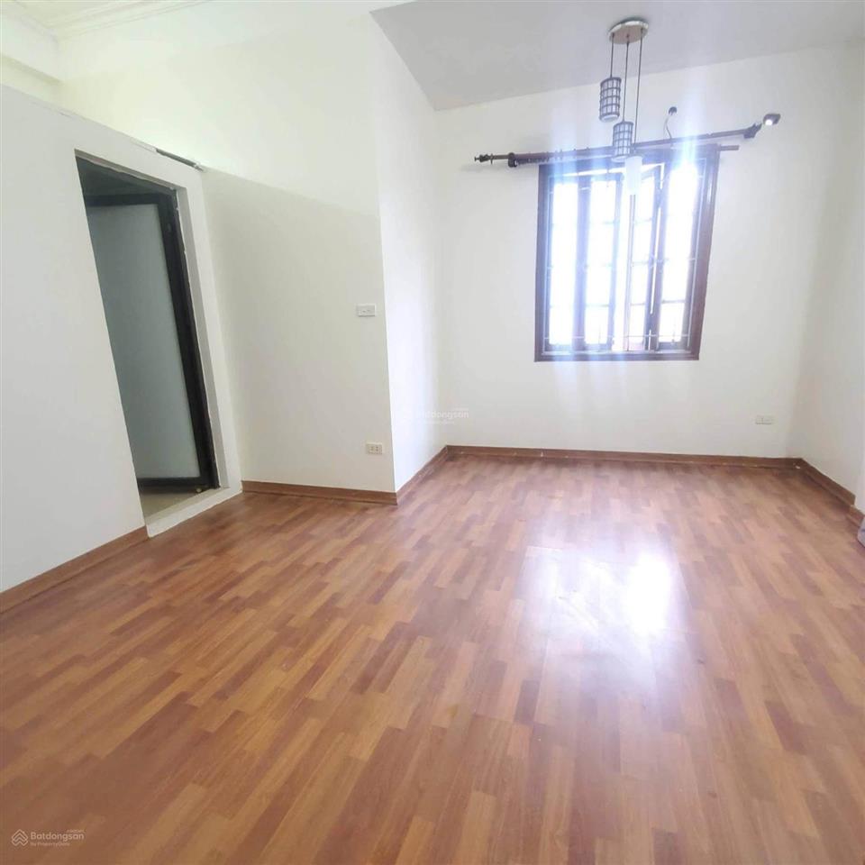 Giá quá tốt. tô vĩnh diện (q thanh xuân) 50m2. 4 tầng. ngang 5m. 9tỷ
