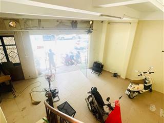 Mặt phố nguyễn thị định. 29 tỷ. 52m2. 4 tầng. mặt tiền 6.5m.