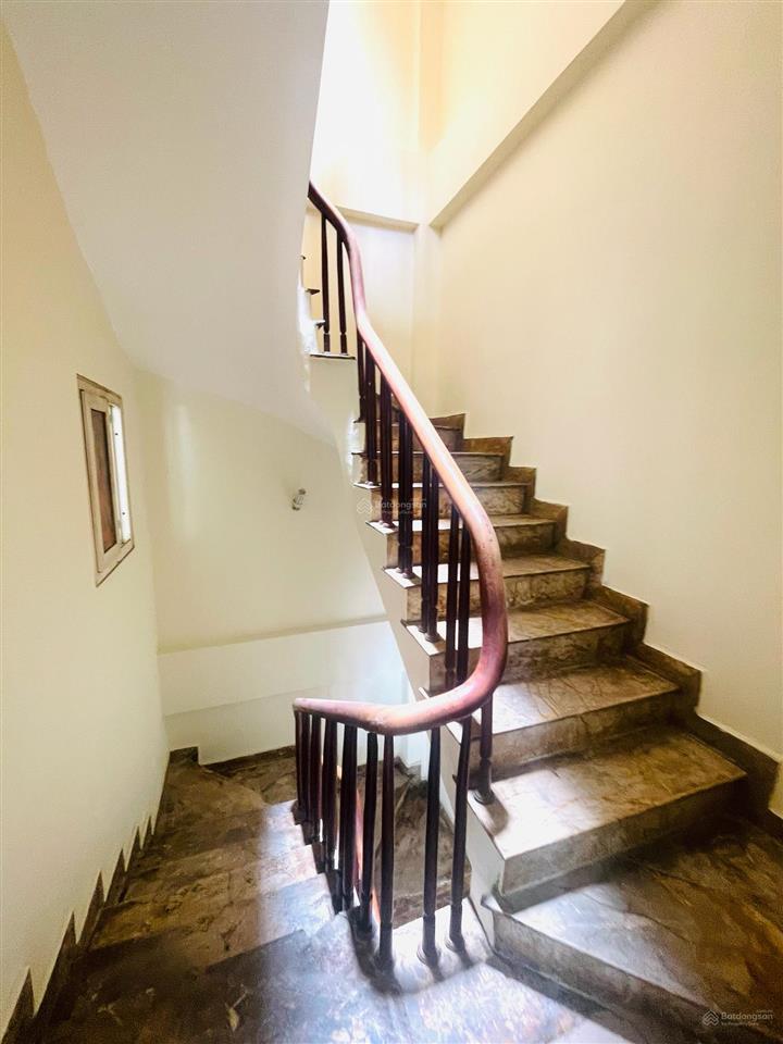Mặt phố nguyễn thị định. 29 tỷ. 52m2. 4 tầng. mặt tiền 6.5m.
