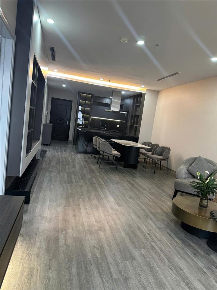 Royal city. 72 nguyễn trãi. 104,3m2. 12,8 tỷ