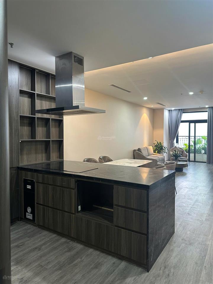 Royal city. 72 nguyễn trãi. 104,3m2. 12,8 tỷ