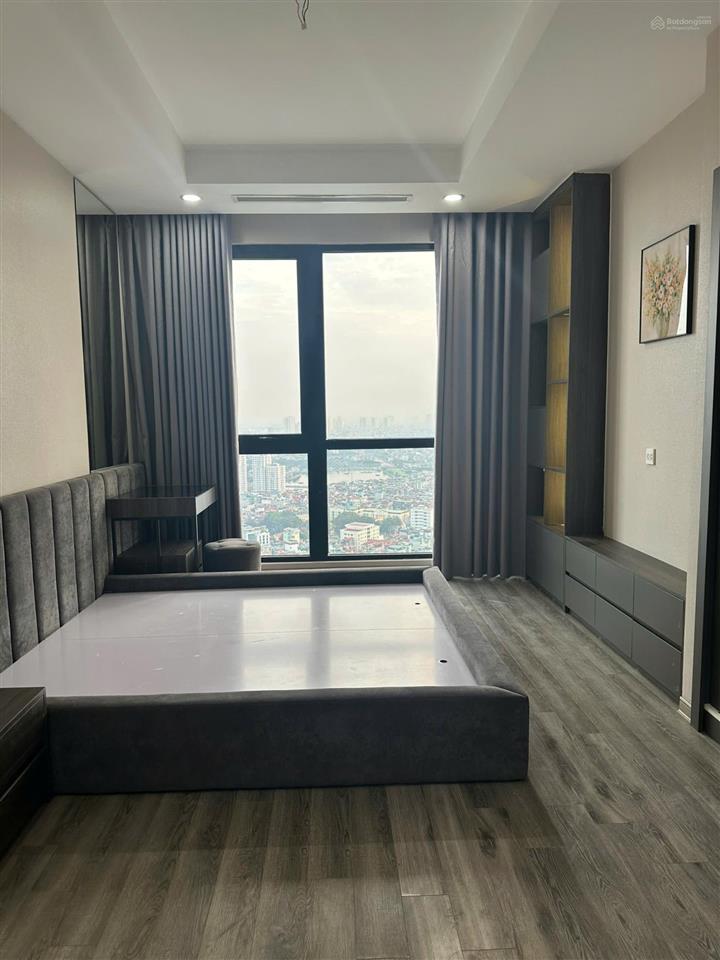Royal city. 72 nguyễn trãi. 104,3m2. 12,8 tỷ