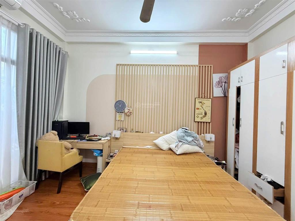 Quan nhân. 60m2. 4 tầng. mặt tiền 3.6m. 13,98 tỷ