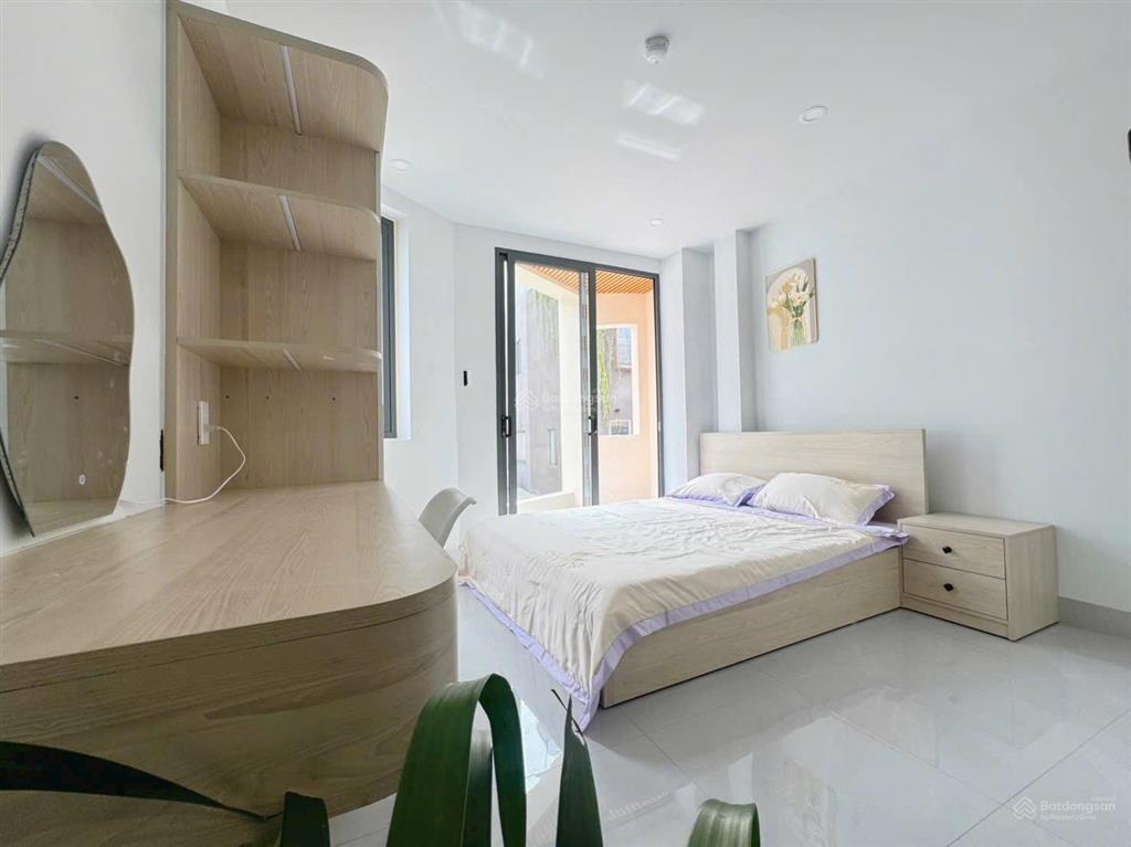 Khai trương căn hộ mới có ban công gần ngã 4 phú nhuận khu phan xích long giáp quận 1  0337 740 ***