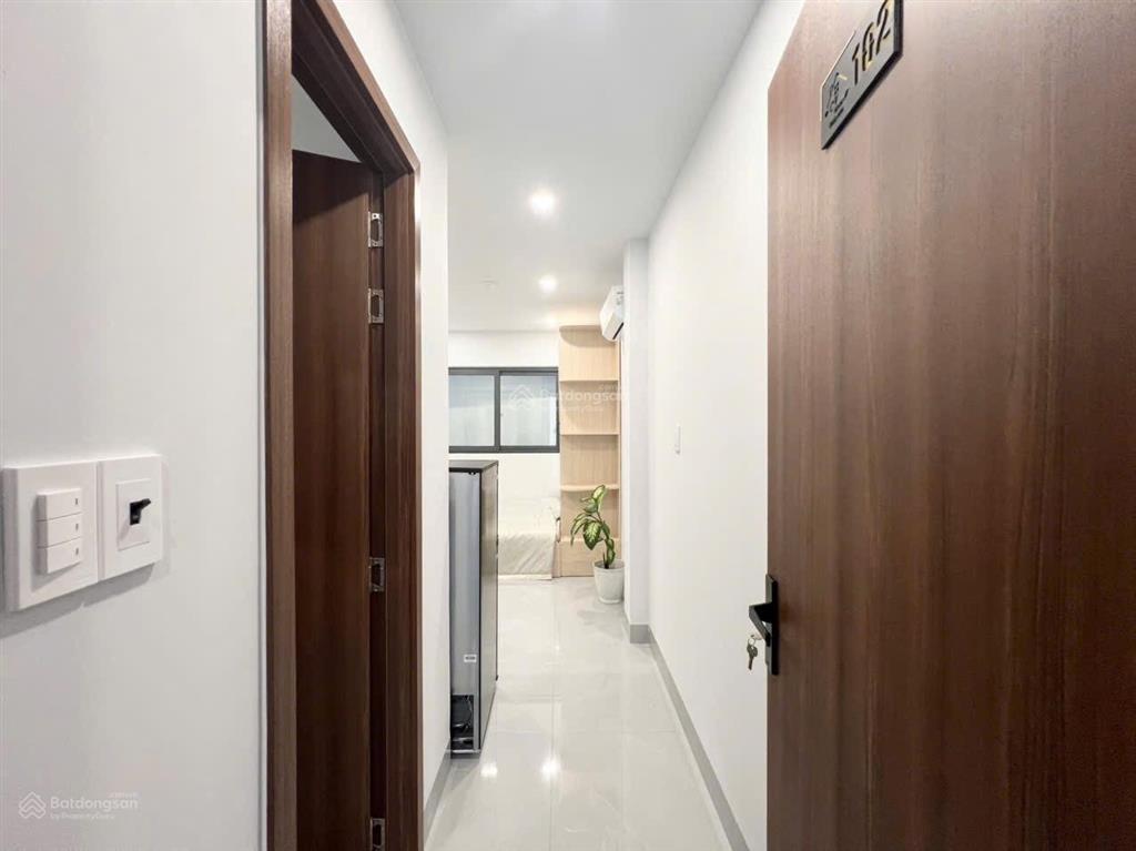Khai trương căn hộ mới có ban công gần ngã 4 phú nhuận khu phan xích long giáp quận 1  0337 740 ***