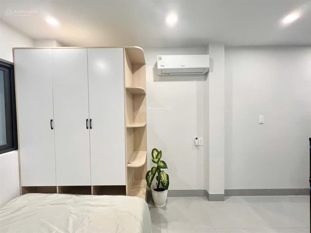 Khai trương căn hộ mới có ban công gần ngã 4 phú nhuận khu phan xích long giáp quận 1  0337 740 ***