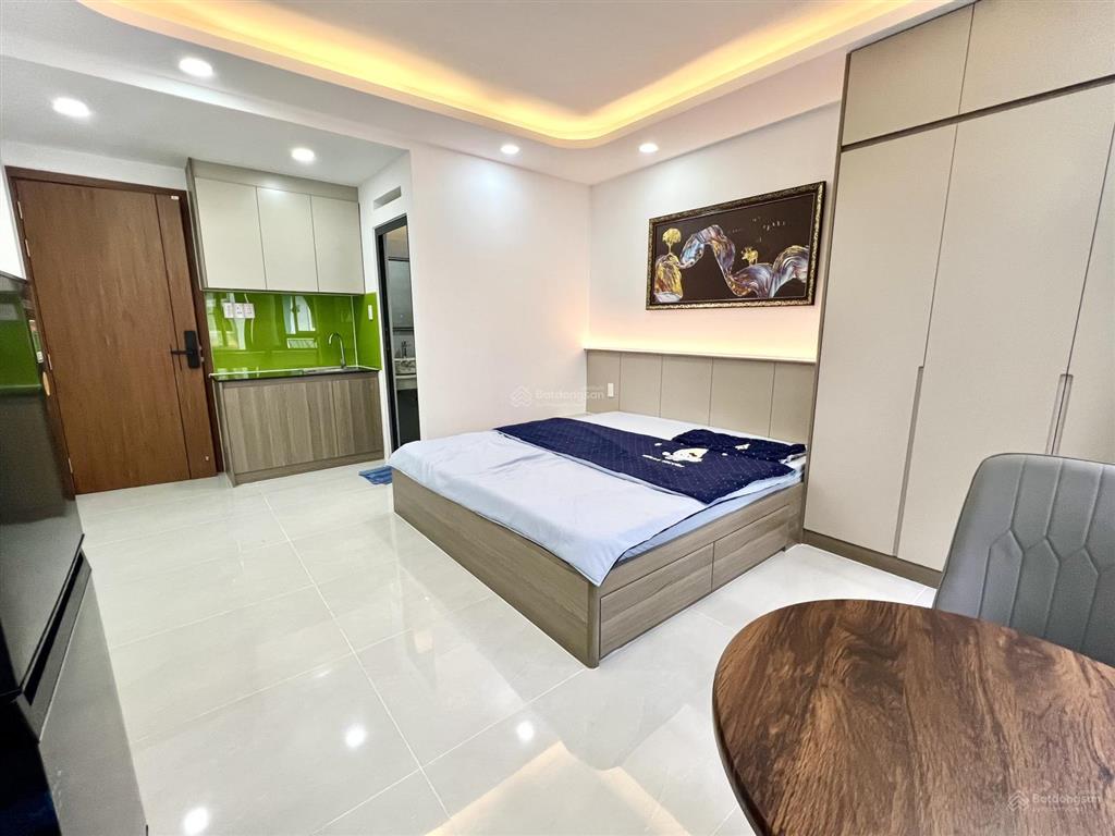 Cho thuê căn hộ mới 100% có máy giặt riêng ban công gần ngã 4 phú nhuận, quận phú nhuận 0337 740 ***