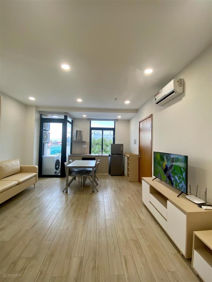 Căn hộ cao cấp cho thuê ban công máy giặt riêng nơ trang long gần q1 phú nhuận chỉ 1km