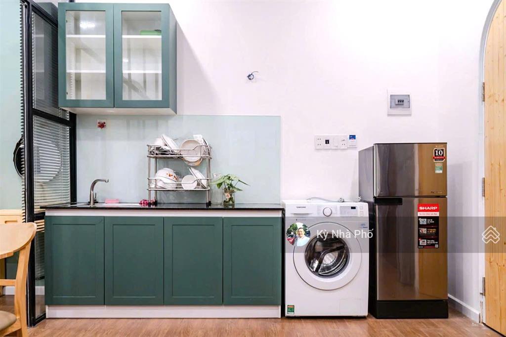 Nhà 15 phòng, vừa ở vừa kinh doanh, cho thuê gần 500 triệu, ngay đại học văn hóa, 165m2, 3 tầng