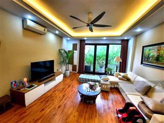 Nhà 4 tầng tặng full nội thất, sát ga metro, gần global city, đỗ xuân hợp, 72m2, 5pn, nhỉnh 8 tỷ