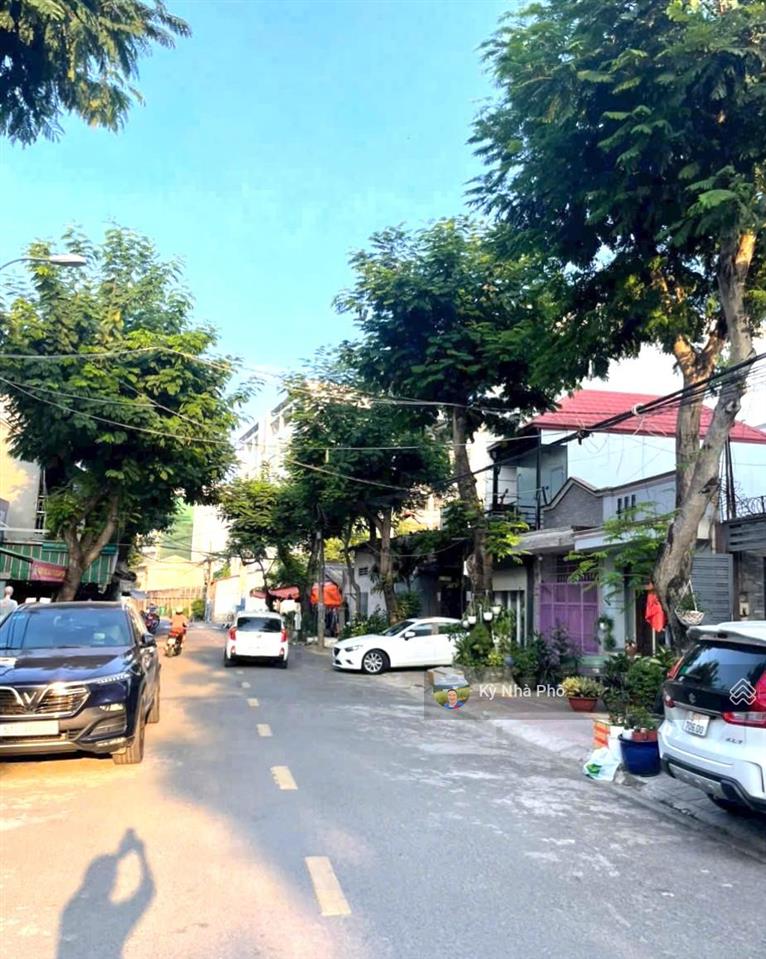 Mặt tiền kinh doanh (nở hậu tài lộc) ngay trung tâm phước bình, thủ đức, 98m2, 2 tầng, nhỉnh 8 tỷ