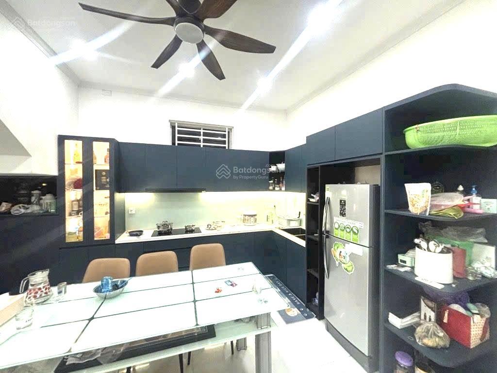 Căn góc 2mt, khu cán bộ, giảng viên đại học văn hóa, xe hơi tránh, 80m2, 3 tầng, nhà đẹp vào ở ngay