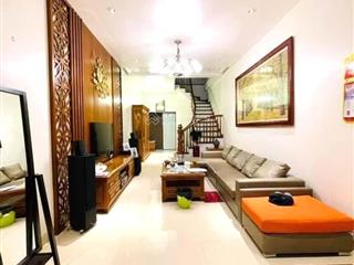 Nhà 4 tầng đẹp lung linh, hẻm xe hơi 7 chỗ, sát vincom lê văn việt, gần ngã tư thủ đức, nhỉnh 8 tỷ