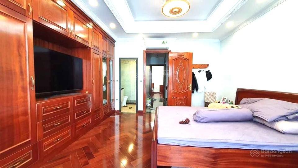 Bán nhà ngang 5m, hẻm xe hơi tránh ngay đỗ xuân hợp, sát đại học văn hóa, 3 tầng btct, 9 tỷ nhỏ